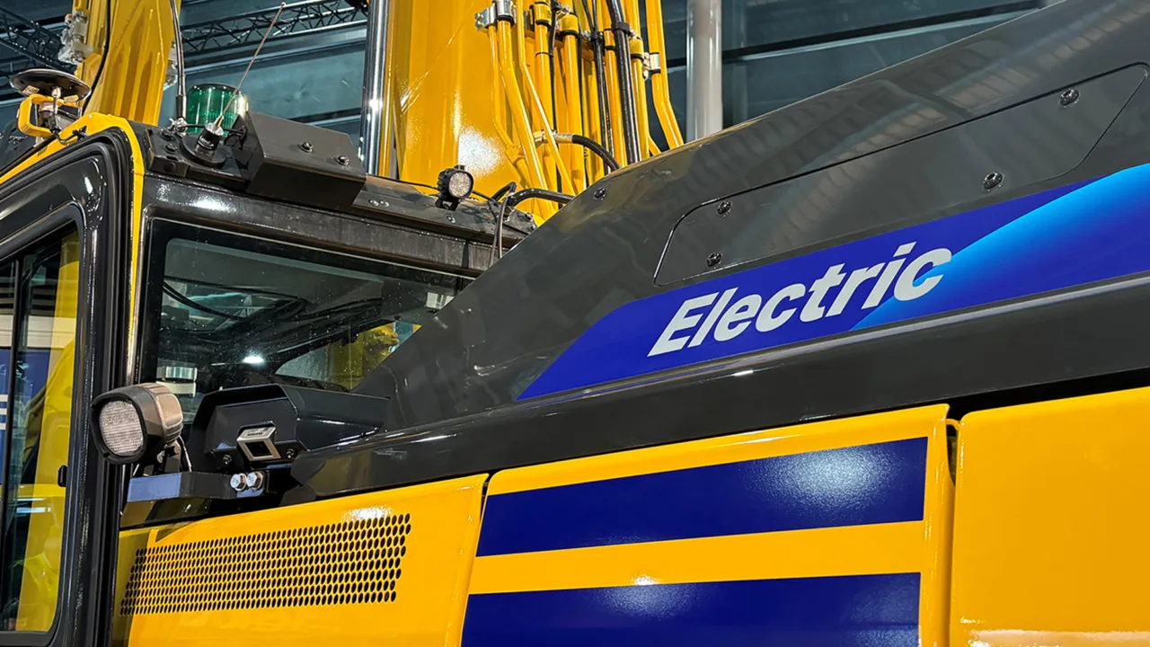TYRI LED lights installed on a Komatsu electric vehicle, showcasing advanced, efficient lighting solutions for heavy-duty battery-powered machinery.